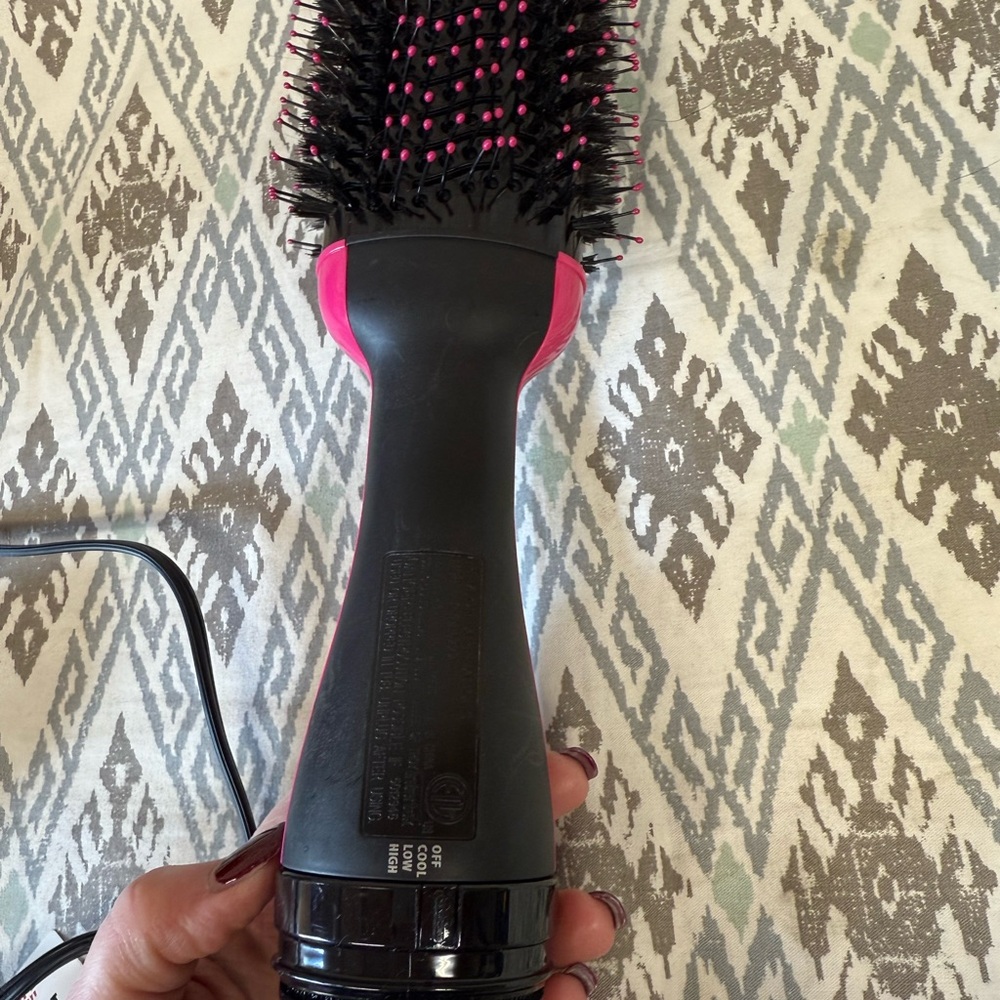 Revlon Black and Pink Hair Dryer Brush - Picture 2 of 4